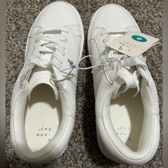 Women's White Maddison Sneakers - Picture 4 of 12